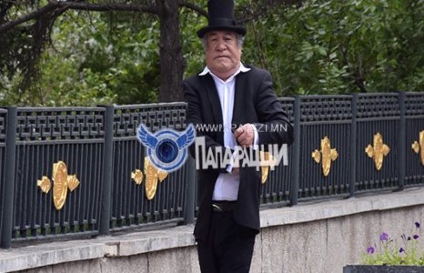 Михиалд нэг бол С.Мягмарт мянган бодол бий 