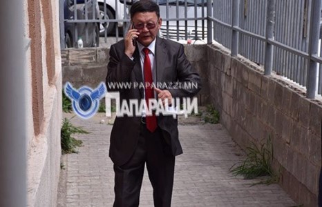 Урлагаас улстөр руу урвасан төрийн соёрхолт 