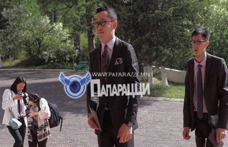 “Эмоци”-ийн Тэмка нэр дэвших үнэмлэхээ авсан болов уу 