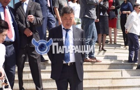 Нэр цэвэр, даруухан манерын эзэн 