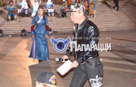  О.Ган-Очир шиг эрэлттэй хүн урлагт алга 