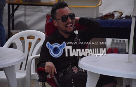 Жижиг Амараа хаана ч стилиэ алдахгүй 