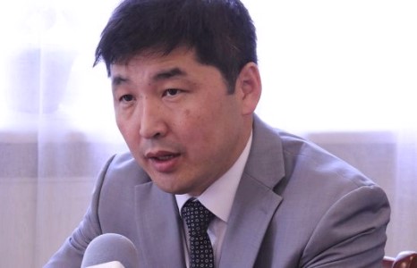 О.Баасанхүү Н.Энхбаярыг улс төрөөс АРЧИХ нь уу