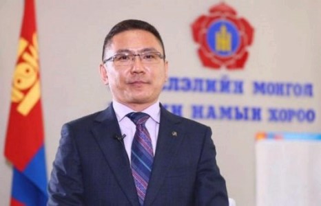 Ц.Сандуйг чөлөөлж, “албан тушаал наймаалцдаггүй” гэдгээ батлаач