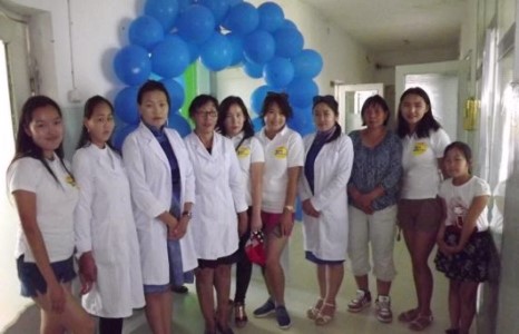 “Сүмбэрийн Зөв залуус” клубынхан орон нутгийнхаа Эрүүл мэндийн төвийн “Хүүхдийн өрөө”-г засварлан тохижуулж өгчээ