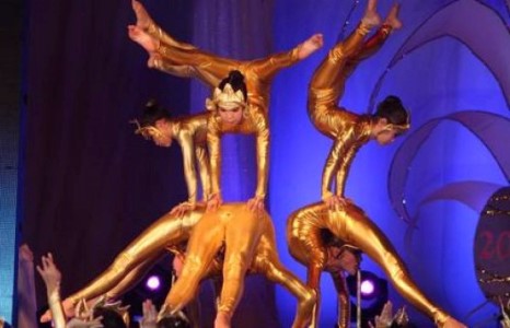 350 нугараач нэг дор нугарч Геннисийн амжилтад бүртгүүлнэ