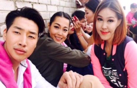 Модель Э.Энхболд, С.Сарнай нар кинонд тоглож байна