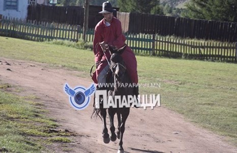 Б.Жавхлантөгсийн аархал 