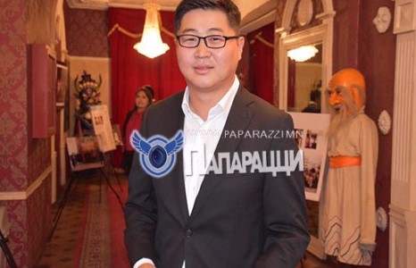  Залуу манлайлагч