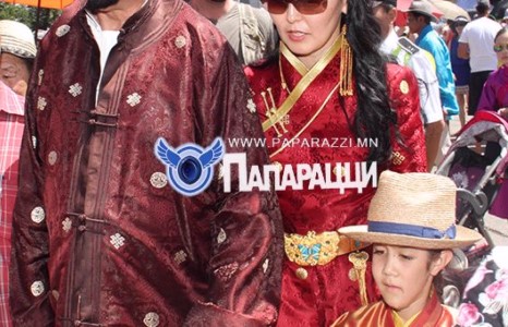 Стивeн Сигалын живхэнд гүйх цаг ойртсоор 