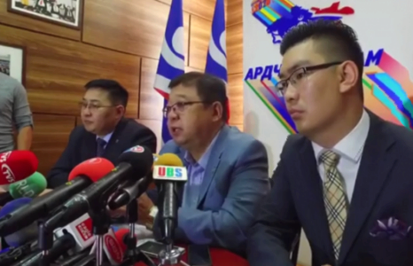  С.Эрдэнэ: УИХ-ын гишүүдийн тойрогтоо мөнгө тараасан эсэхийг шалгуулна 