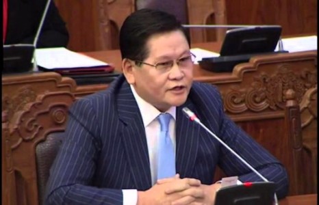 Ө.Энхтүвшин: Төрийн албанд чадалтай л хүн ажиллуулаарай, дарга нарыг дагаж намирав аа