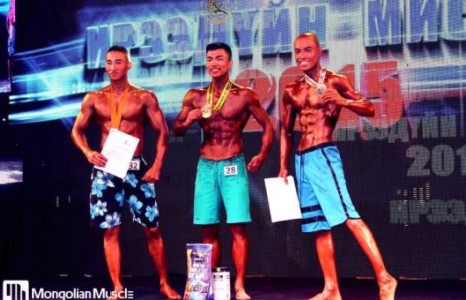 “Фитнесс парад” хотын хамгийн халуухан биетэй охид, залуусын цугларалт.