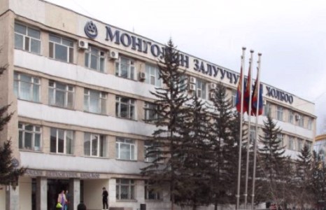 Бошго ярьсаар байх уу, залуус аа!