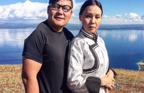 П.Анужинг Э.Одгэрэлээр сольжээ