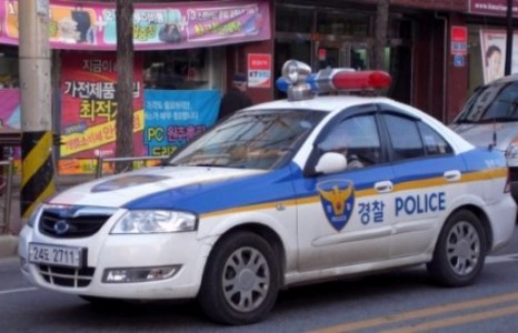 Солонгост монгол залуу найз бүсгүйгээ зодсон хэргээр саатуулагджээ