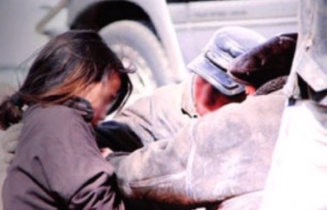 Орон нутагт хүүхдүүд хүчирхийллийн золиос болж байна