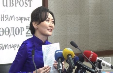 Б.Насанбаяр боловсролын яамнаас ховхорчээ 