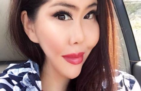 Дуучин Нара “facebook live” –аар цуйван сэгсрэв