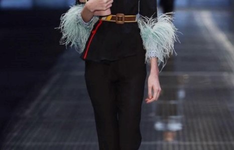 “Миланы загварын тайз үндэсний хувцасаар маань гоёв уу”