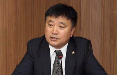 “Хотын даргынхаа үгэнд орцгооё” 