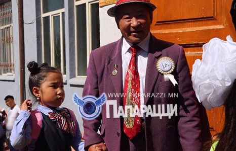 Тогдгор гавьяат моодноос гарах болоогүй 