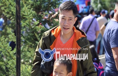 Төтөгөөс үзэгчид нэг л дүрийг хүлээнэ 