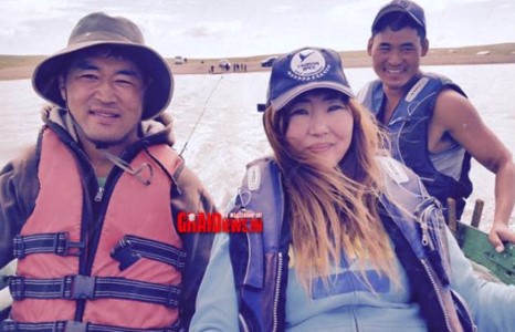 А.Сүхбатын охин хойт эхтэйгээ чацуу юу?