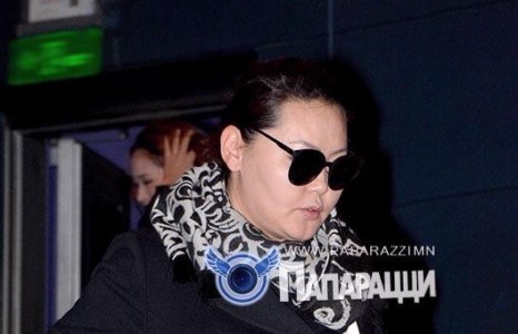 “Жүжигчин Г.Ундармаа мисс байсан юм байна шд”