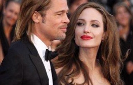 Анжелина Жоли, Брэд Питт хоёр салж байна