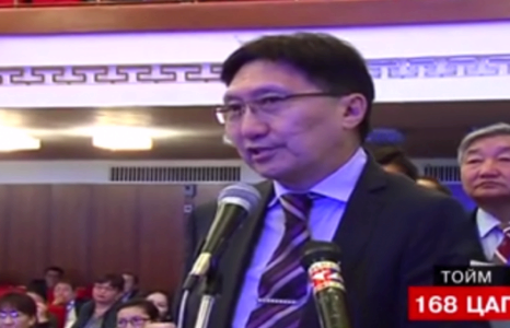 С.Болдхэт: 1 хүнд цалин өгч үзээгүй хүмүүс төрийн бодлого гаргаж байна. Татвар төлөхөө больцгооё