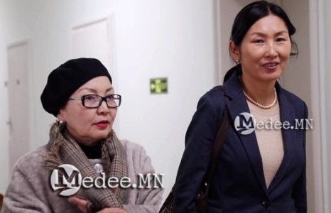 С.Зориг агсны эхнэр Б.Булган Төрийн ордонд ямар хэргээр саатав	