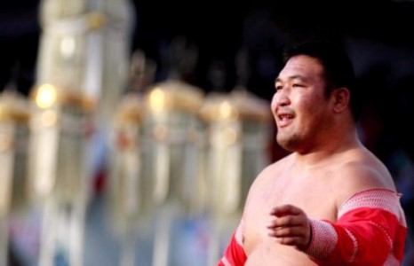 ”Монгол бахархлын өдөр”-ийн шигшмэл бөхийн барилдаанд Ч.Санжаадамба аварга түрүүлнэ