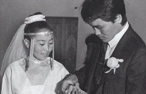 Хасар Жагаа хайртай бүсгүйтэйгээ хуримласан  