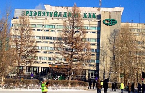 “Эрдэнэт үйлдвэрийг Засгийн газар 100 хувь өөрийн болгох уу”