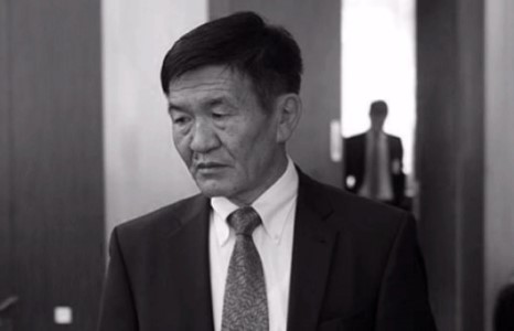 Шударга царайлж суудаг Ц.Нямдорж хүүдээ хяналт тавиач!