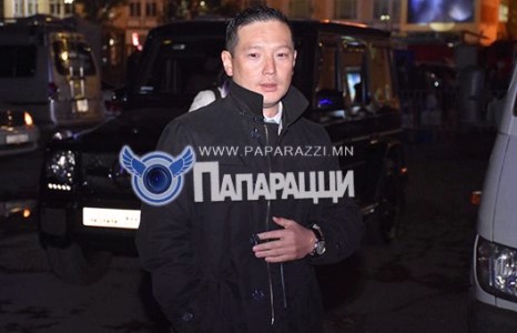  “Номин талст”-ын Д.Батсүх нойрмог явна уу даа