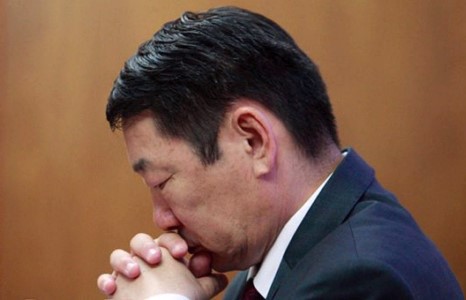 “Цөм” гэдэг нь юу ч гэсэн үг юм, тэр хөтөлбөрөө мэдэж байгаа хүн ч алга.