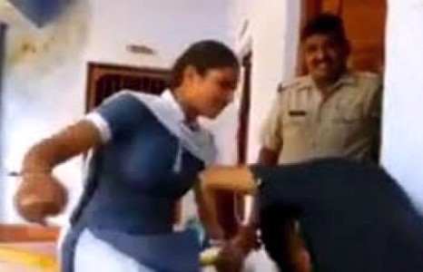 Дүүг нь хүчирхийлсэн хүүхдүүдийг нагац ах нь зодсон хэрэг Хан-Уулын 5..-р сургууль дээр гарчээ