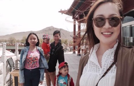 Хойд эх болсон сайхан сэтгэлт жүжигчин бүсгүй хүүхэд үрчилж авах бодолтой