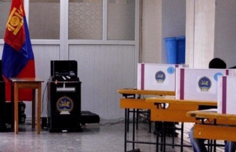 Гурван дүүрэгт АН, зургаан дүүрэгт МАН ялалт байгуулав