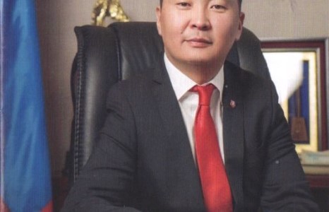 Баянзүрхийн шинэ засаг дарга Э.Бат-Амгалангийн баарны бизнес улам цэцэглэх юм биш биз!