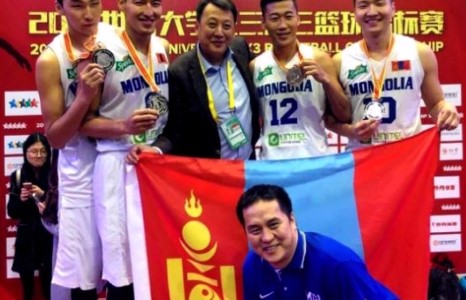 БАГИЙН СПОРТЫН ДЭЛХИЙН АВАРГЫН АНХНЫ МЕДАЛЬ, ТҮҮХИЙН ШИНЭ ХУУДСЫГ САГСАН БӨМБӨГЧИД НЭЭЛЭЭ.