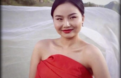 Нийтийн дууныхан “Эрос” хатагтайтай болсон гэнэ шүү 