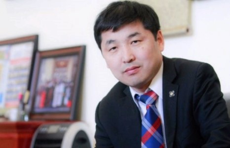 О.Баасанхүү гишүүний аавынд хулгай оржээ 