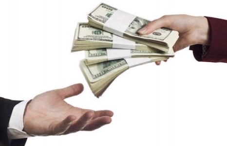 Хөдөлмөрийн хөлсний доод хэмжээг 25 хувиар нэмнэ