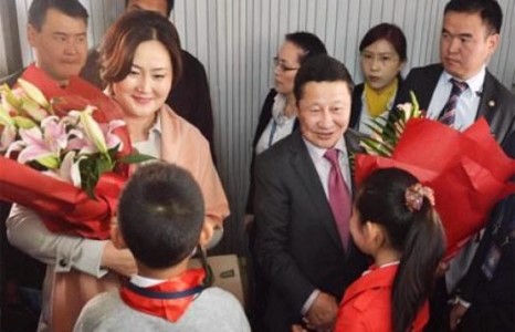 Ерөнхий сайд асан Н.Алтанхуягийн эхнэрийн саатуулагдсан шалтгаан ил болов уу 