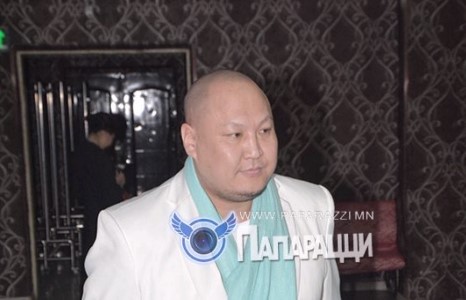 Дуучин Т.Дэлгэрмөрөн: Ёстой баларсан өдөр байлаа 