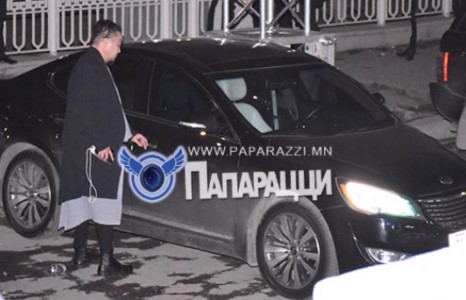 Камертоны Ганаа сахлаа хараар буддаг юм уу 