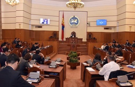 Гишүүдээс хэн ажлаа таслав?